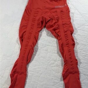 Skinnify Women's Pull-On Built In 4 Resistance Band Yoga Leggings Red - Small